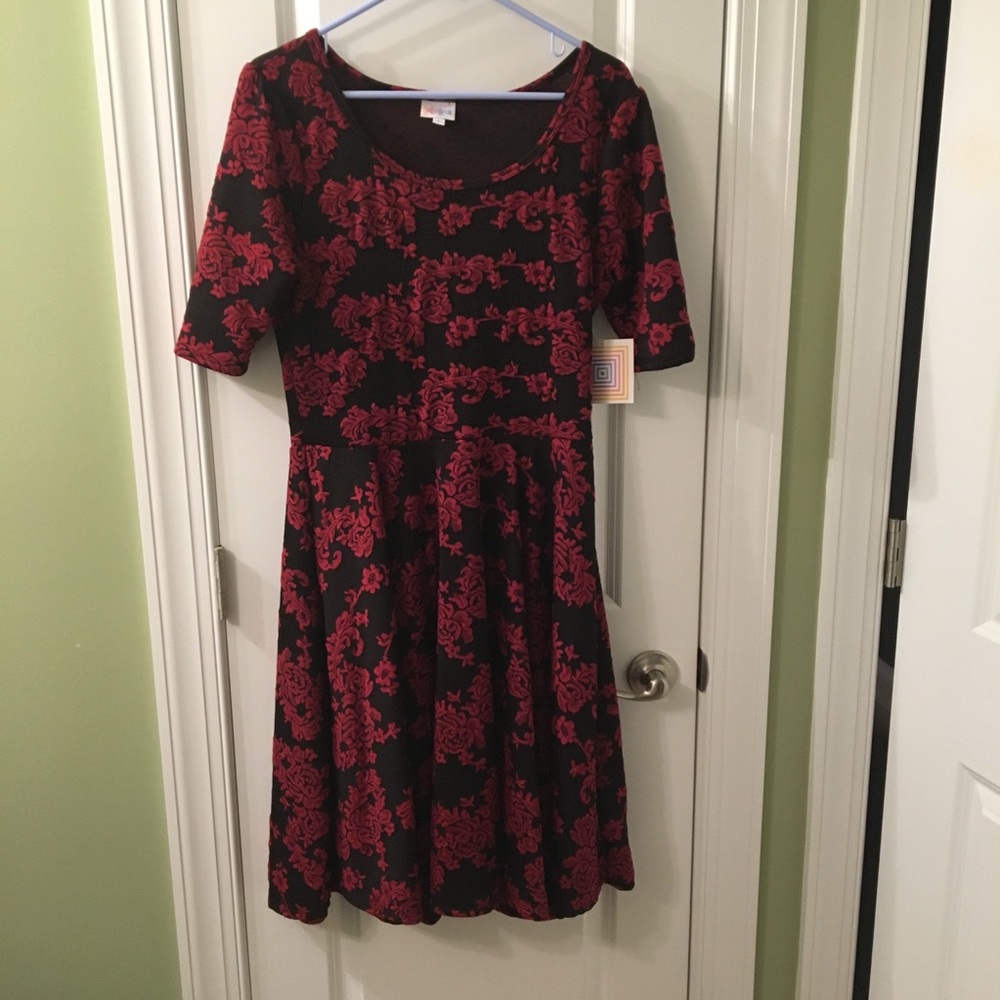 Lularoe Nicole dress NWT